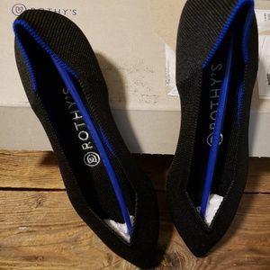 ROTHY'S FLATS. POINTED TOE. WOMENS 8.5. BLACK.
